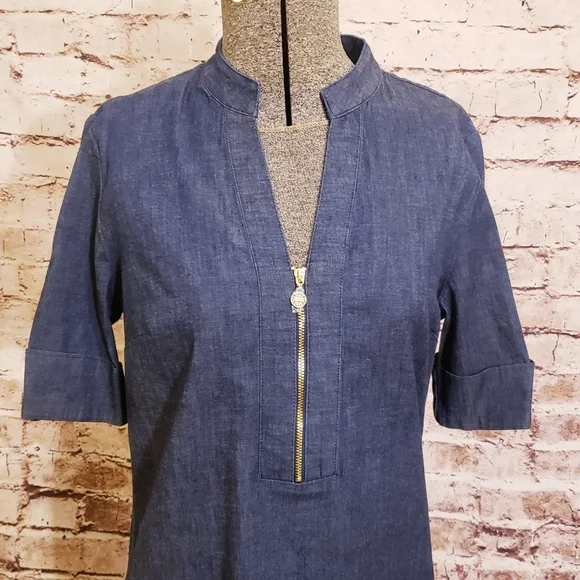 NWT Anne Klein Denim Shift Dress Zipper Neck Tab Sleeves Size 4 - Picture 7 of 8